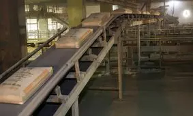 ورود مصوبه شورای عالی امنیت ملی به قطعی برق / دستور توقف فعالیت کارخانه‌های فولاد و سیمان صادر شد