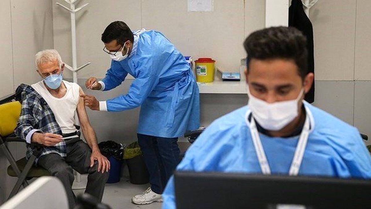 روند واکسیناسیون سریعتر می شود/ آمریکا تازه دوهفته است که موانع رسیدن واکسن به ایران را برداشته