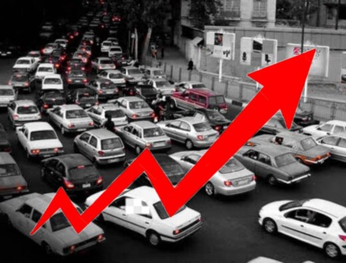 تاخت و تاز نرخها در بازار خودرو / دنا در مرز نیم میلیاردی شدن