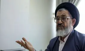 روحانی از لیست مسئولان نظام خط نمی‌خورد/ هدف لاریجانی خدمت به کشور و مردم است/ دو شرط استفاده از تجربیات چهره های سیاسی