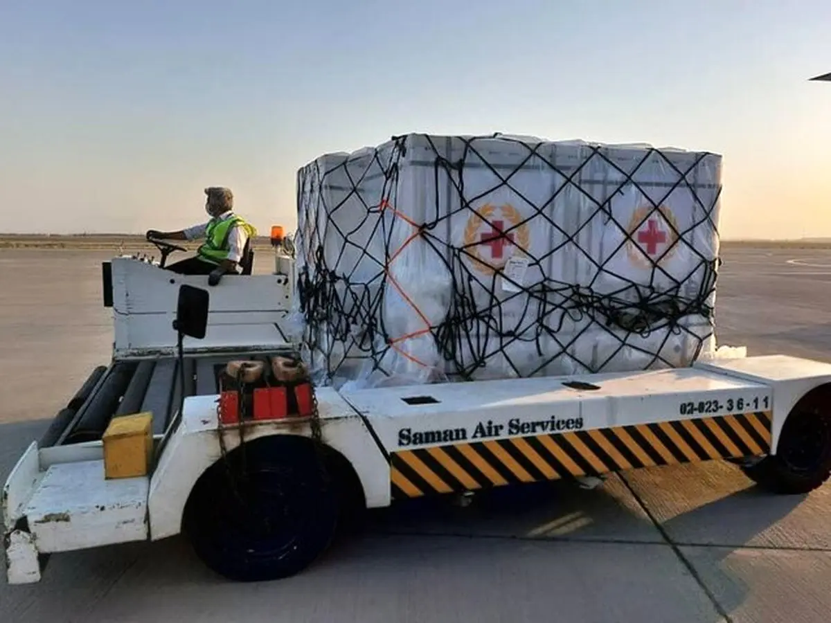 هلال احمر: پنجمین محموله واکسن کرونا وارد کشور شد