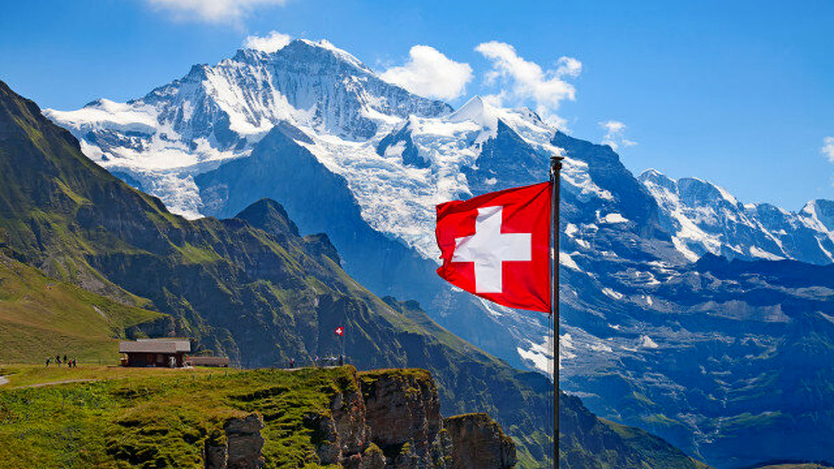 تنها ۱۳۱ هزار سوئیسی بیکار هستند!