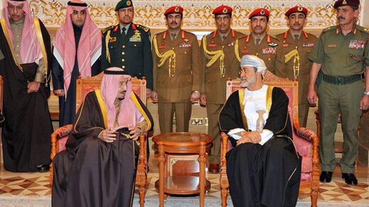 نشست مهم شاه سعودی و سلطان عمان/ گفتگو برای اقتصاد، ایران یا رویگردانی عربستان از امارات؟