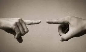 مراقب افراد سمّی اطراف خود باشید! 