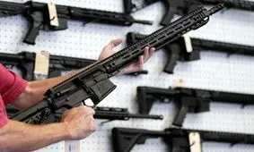 دستگیری دو فروشنده سلاح گرم در میدان آزادی