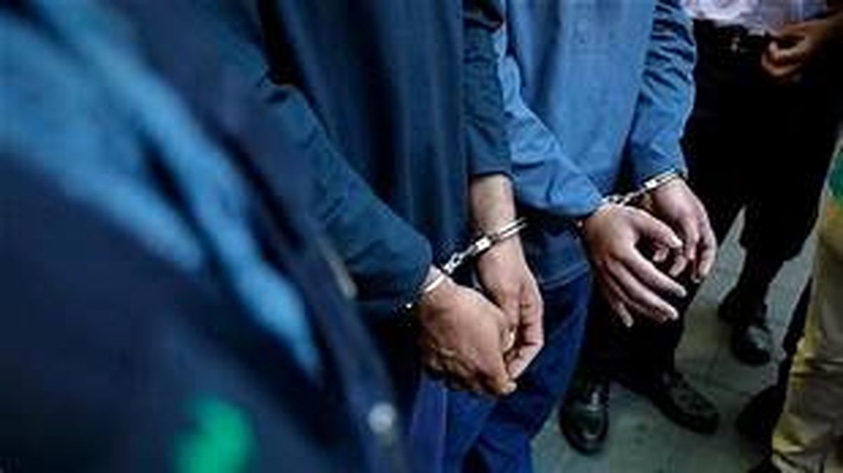 اعضای باند زورگیری از رانندگان تاکسی اینترنتی دستگیر شدند