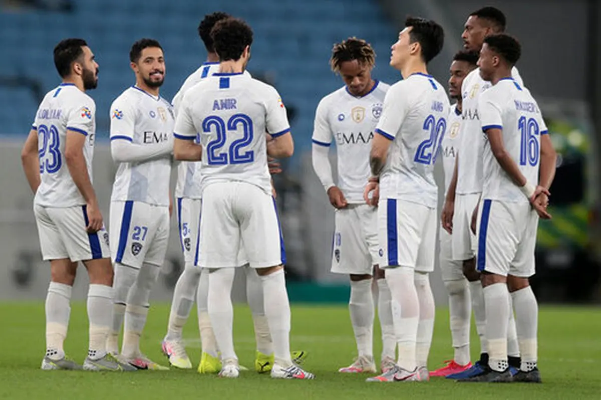 مربی زن در تیم رقیب استقلال/ خانم عربستانی در کادر فنی الهلال چه کار می کند؟/عکس