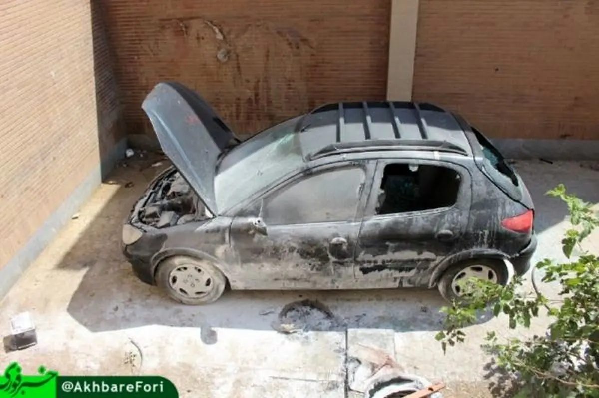 عکس/ حمله شبانه به منزل عضو شورای شهر پرند