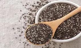 دانه‌ های چیا را به ۸ دلیل به رژیم غذایی‌ تان اضافه کنید