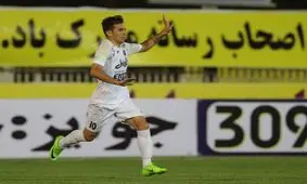 احمدزاده زننده هفتصدمین گل پرسپولیس