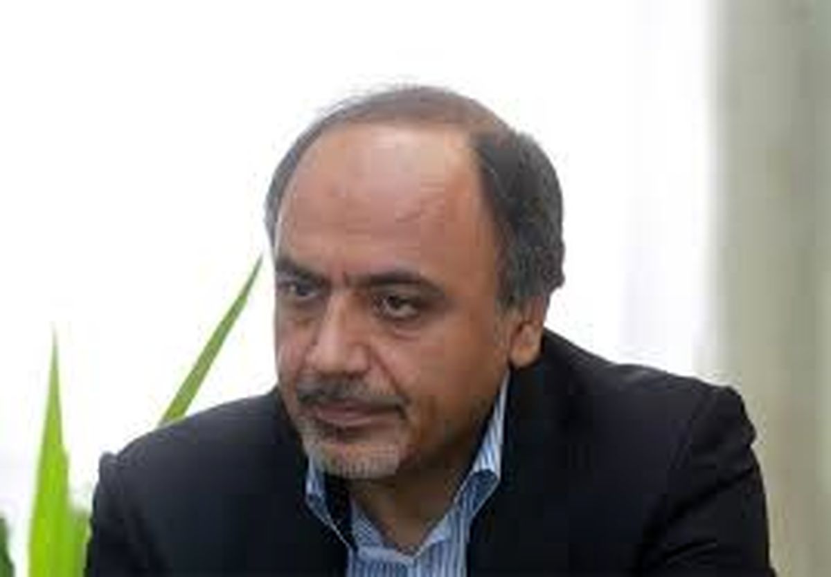 مشاور سابق روحانی: بررسی طرح ضد اینترنت طبق اصل ۸۵ نقض قانون اساسی است