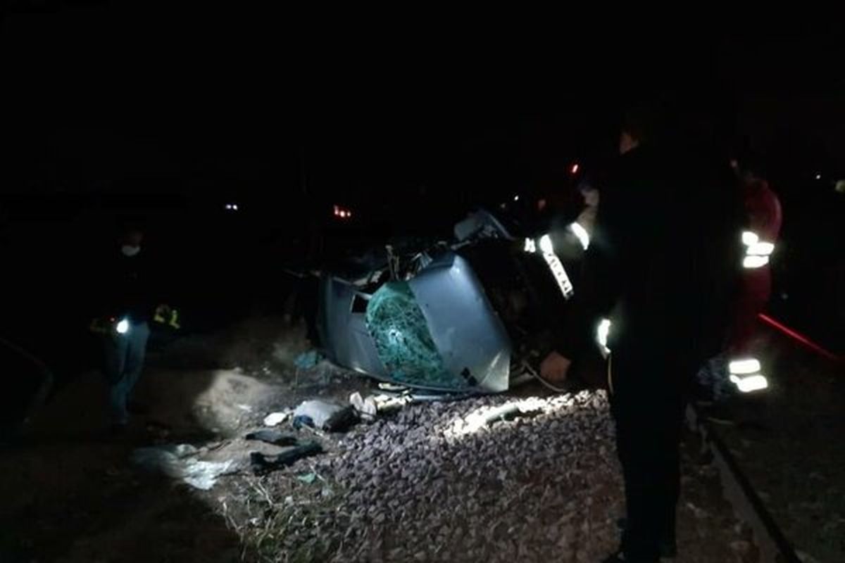 تصادف جاده قلعه شور اصفهان ۳ کشته و یک مصدوم داشت
