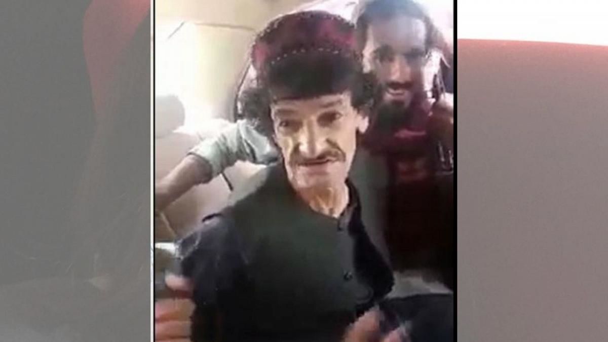 کارتون هادی حیدری برای طنزپرداز افغانستانی که به دست طالبان تیرباران شد
