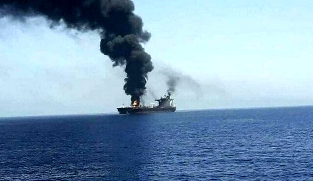ادعای رویترز: کشتی اسرائیلی احتمالا با حمله پهپادی هدف گرفته؛ ایران مظنون اصلی است/ تل آویو: پاسخ می‌دهیم
