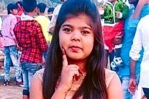 دختر هندی به خاطر پوشیدن شلوار جین کشته شد