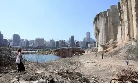 یک سال پس از انفجار بیروت؛ لبنان بیشتر در باتلاق فساد فرو می‌رود