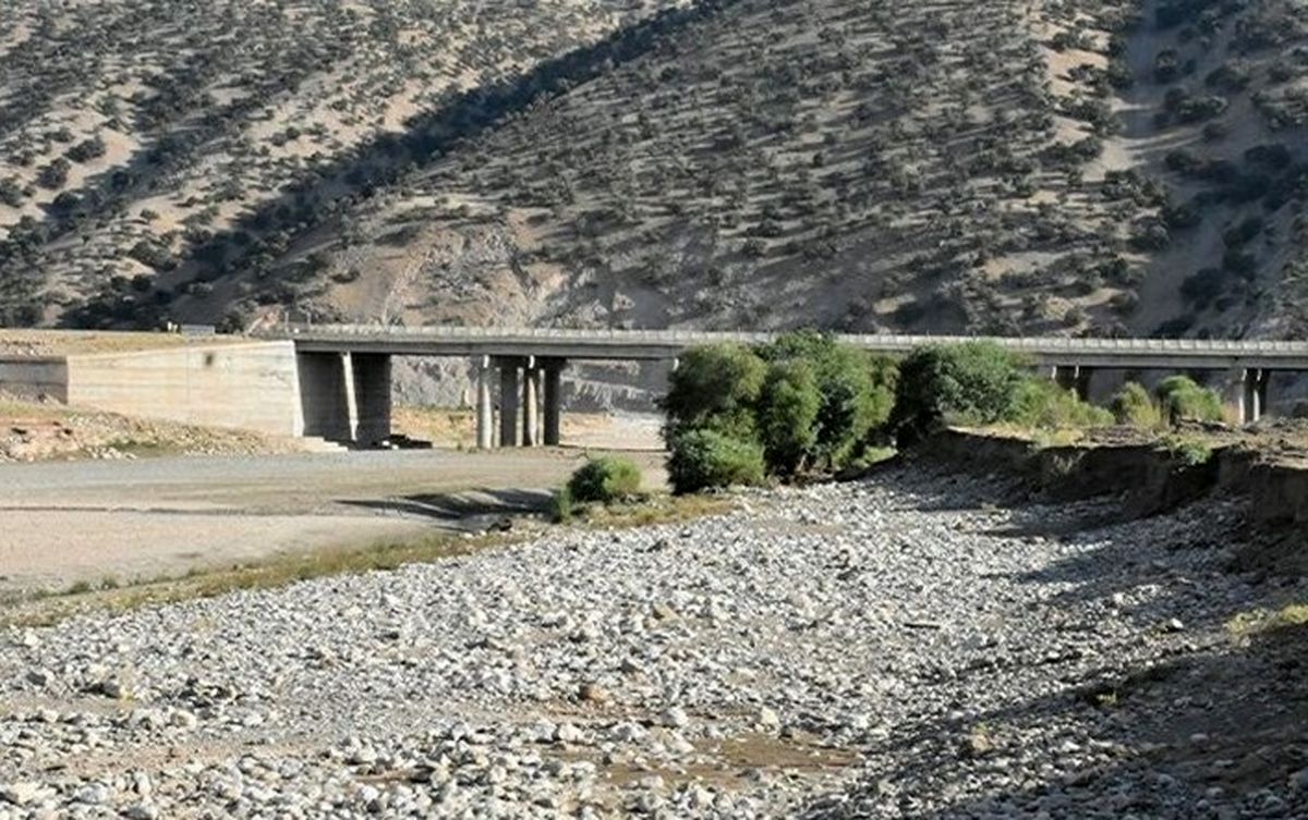 وضعیت بحرانی آب در "دشت‌ها، رودخانه‌ها و چاه‌های ‌استان بوشهر/ سطح ایستایی چاه‌ها به شدت افت کرد‌
