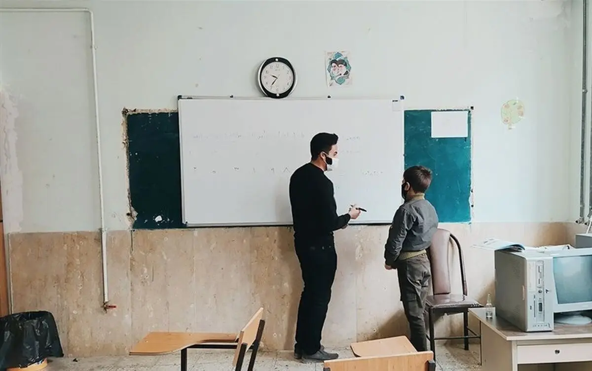 فوق‌العاده ویژه معلمان با حقوق مرداد پرداخت می‌شود