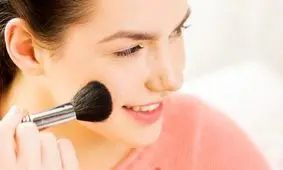 ساخت رژگونه با مواد طبیعی