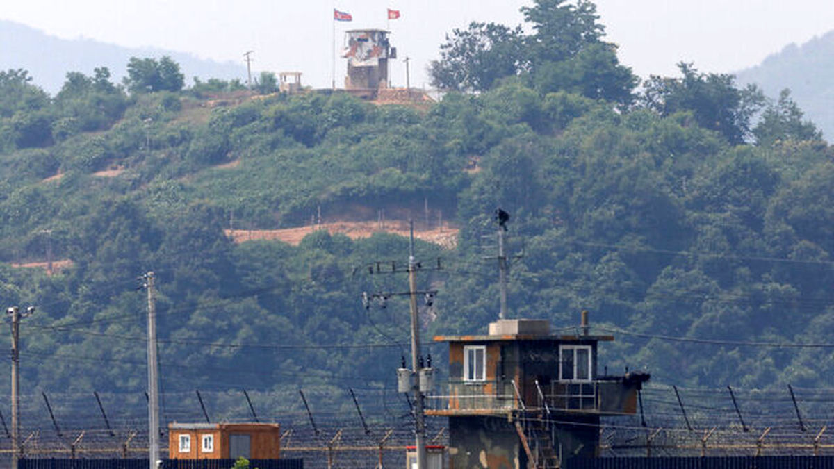 کره شمالی از طریق خطوط تماس برای کره جنوبی پیام می‌فرستد