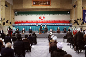 حاضران و غایبان مراسم تنفیذ/ احمدی‌نژاد و خاتمی نبودند، لاریجانی و رقبای رئیسی در مراسم نشستند