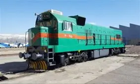 مغایرت اظهارات وزیر راه با آمار رسمی بخش ریلی /۶۹ لوکوموتیو در دو سال از شبکه ریلی حذف شد/ تشدید افت بهره‌وری ریلی
