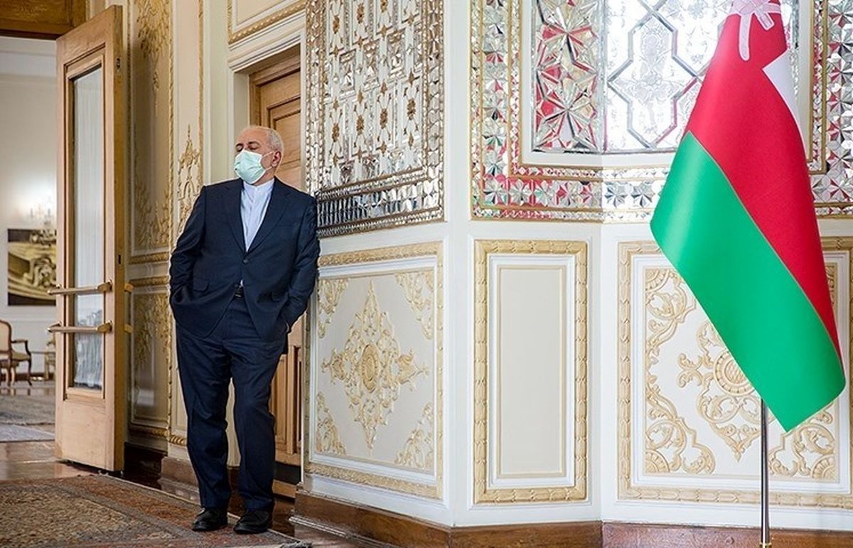 دیدار ظریف و وزیر امور خارجه عمان/ عکس