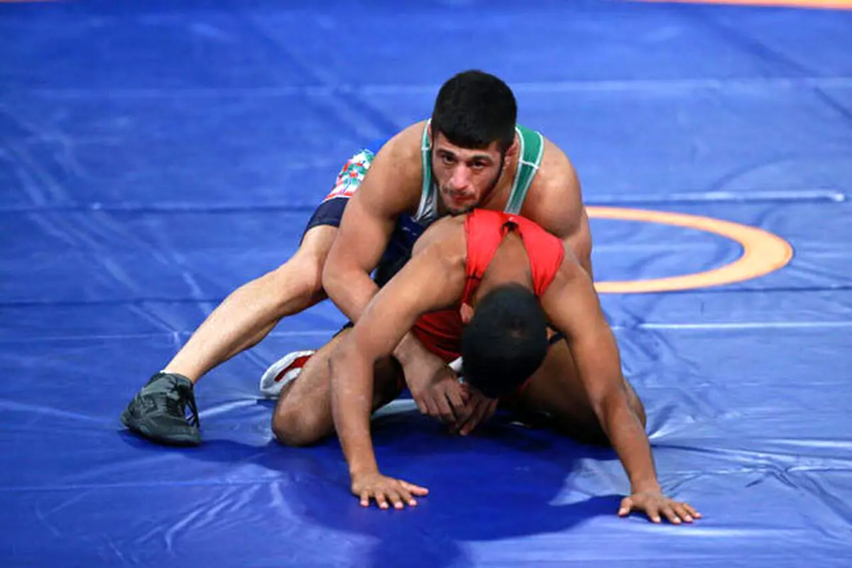 اطری در یک مبارزه نفس گیر نایب قهرمان جهان را برد