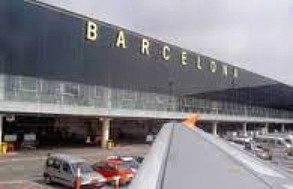 الجزیره: فرودگاه بارسلونا آتش گرفت