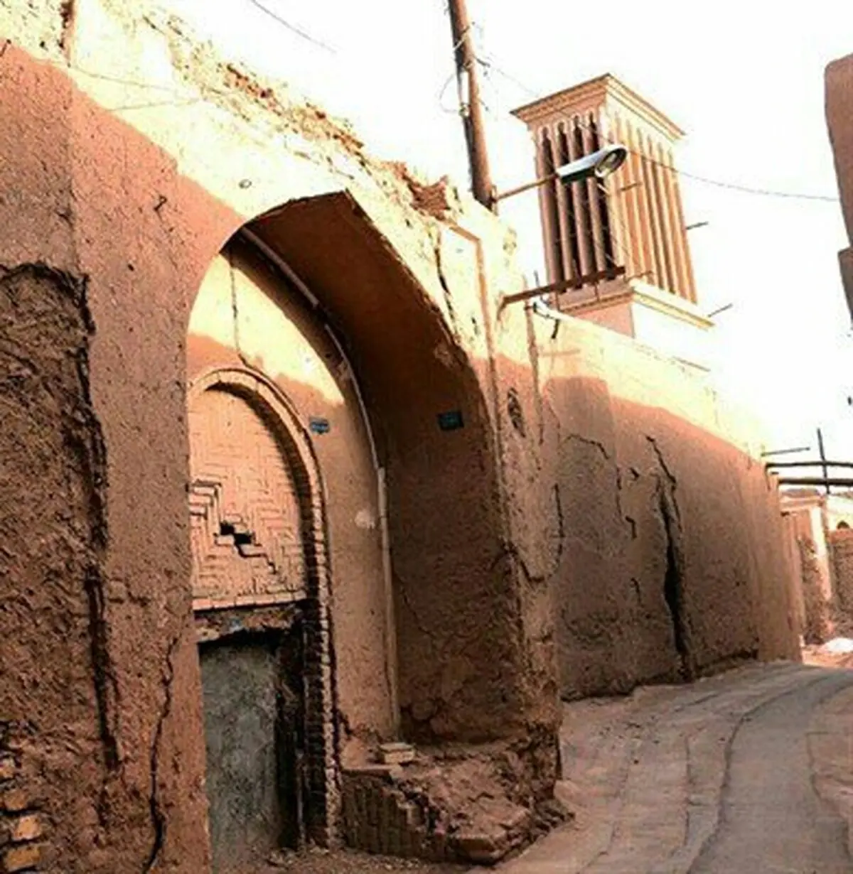 فاضلاب، آینده بافت تاریخی یزد را تهدید می‌کند