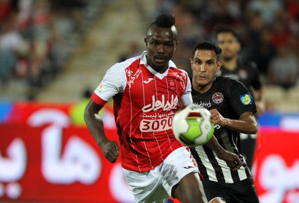 صدرجدول لیگ برتر در دست پرسپولیسیها