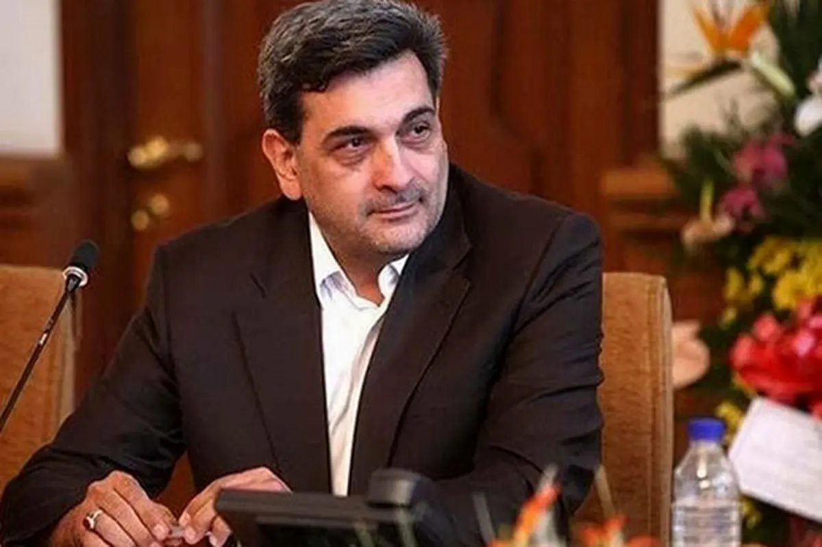 بلاتکلیفی در مدیریت شهری تهران / حناچی حق امضا دارد؟