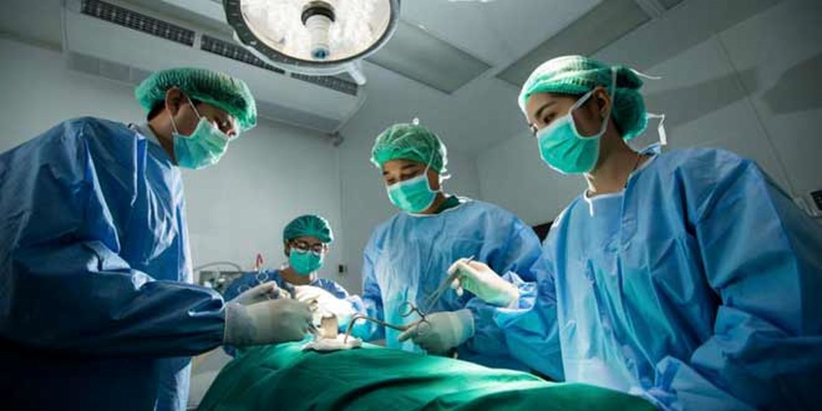 دختر جوان هنگام عمل زیبایی به کما رفت و ۱۴ روز بعد جان داد