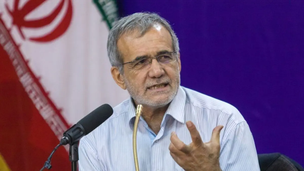 نمی‌توانیم برای لغو تحریم‌ها از یک طرف فحش و از سوی دیگر شعار بدهیم