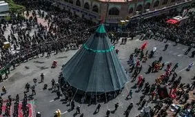 مراسم عزاداری روز عاشورا؛ چهارراه گلوبندک تهران/ عکس