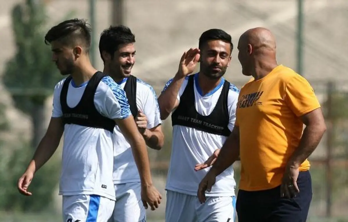 امید ابراهیمی از فهرست استقلال خط خورد