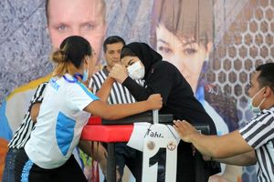 بانوی ایرانی در رقابت‌ های مچ اندازی قهرمانی آسیا مدال نقره گرفت