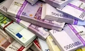 کشف ۱۱۷ هزار یورو از مسافری به مقصد دوحه