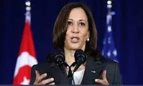 کامالا هریس، پکن را متهم کرد