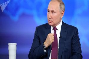 پوتین: سلاح روسیه، امروز به شکل جدی امنیت بسیاری از کشورها را تامین می‌کند