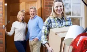 اروپایی ها در چه سنی خانه والدین خود را ترک می کنند؟