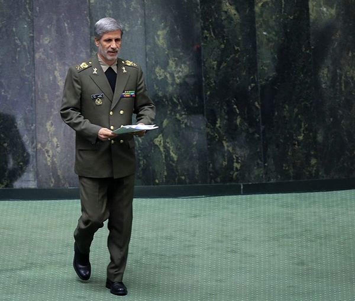 امیر حاتمی: پیشرفت ایران در صنعت دفاعی خیرهکننده است