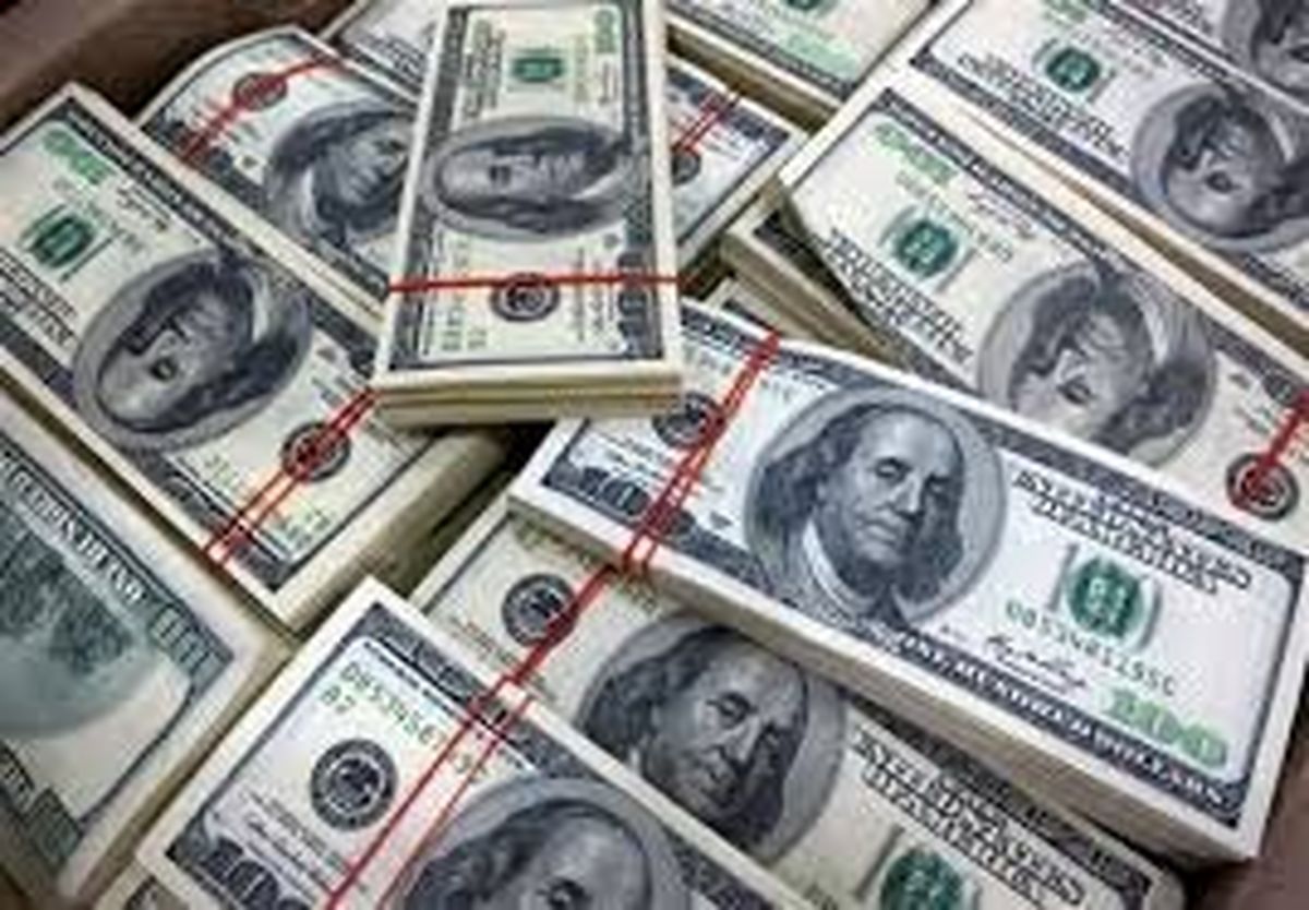 ۴ میلیارد ریال ارز قاچاق در فرودگاه شیراز کشف شد