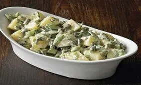 طرز تهیه سالاد سیب زمینی با لیمو و سبزیجات