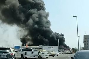 آتش سوزی در نزدیکی فرودگاه دبی