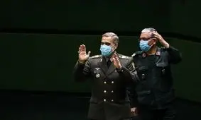 رئیسی جا پای روحانی گذاشت/ یک ارتشی به وزارت دفاع رفت/ جوان ترین و پیرترین وزرای دفاع دولت های سیزده گانه