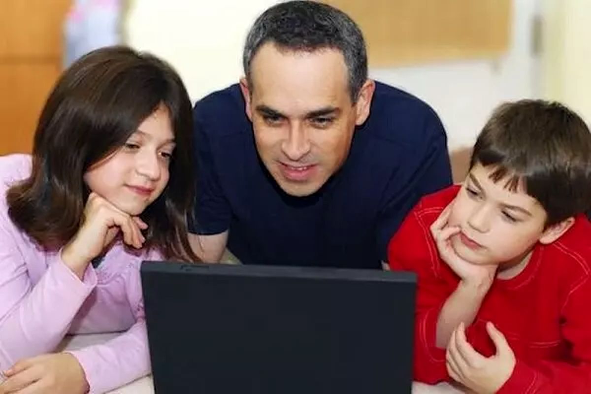 تسلط بر رفتارهای غیرکلامی سبب افزایش هوش ارتباطی میشود