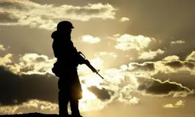 حکایت سه سربازی که جان دادند و وطن ندادند