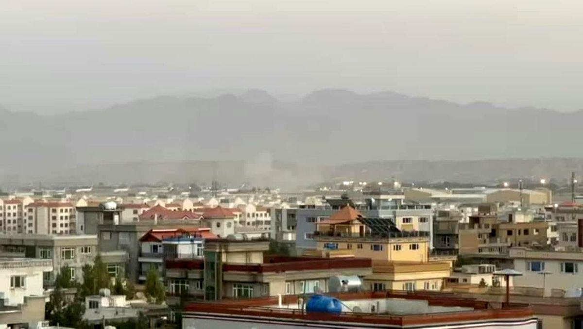 امرالله صالح: طالبان مسئول بمب‌گذاری در میدان هوایی هستند