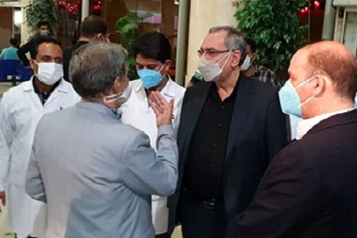 بازدید شبانه وزیر بهداشت دولت سیزدهم از اورژانس عدالتیان مشهد